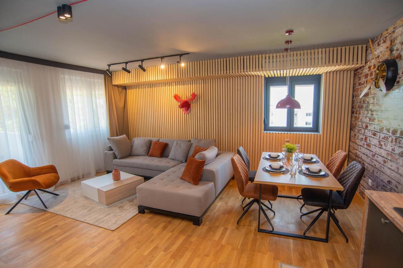 Stylish Two Bedroom Apartment At Ljubovic-Hill Park Podgoriçe Dış mekan fotoğraf