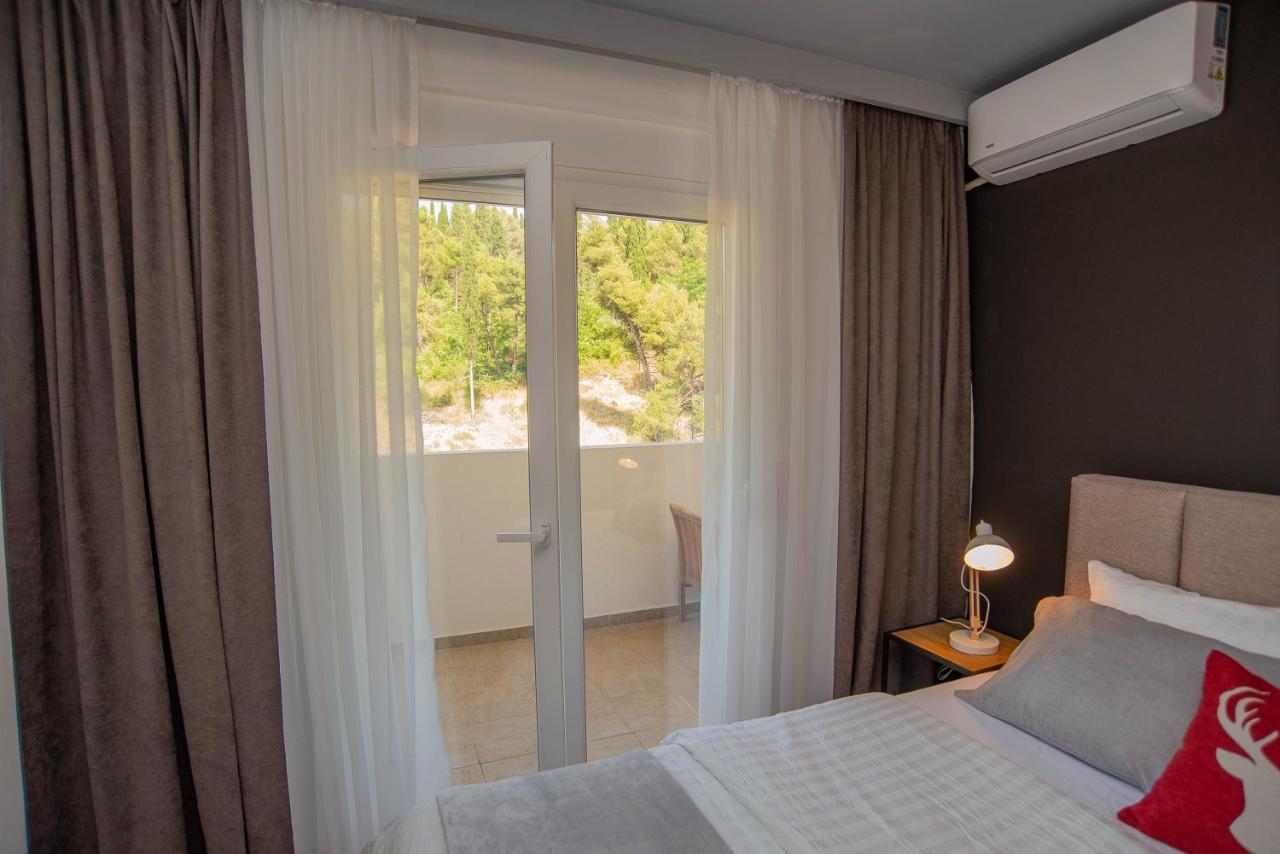 Stylish Two Bedroom Apartment At Ljubovic-Hill Park Podgoriçe Dış mekan fotoğraf